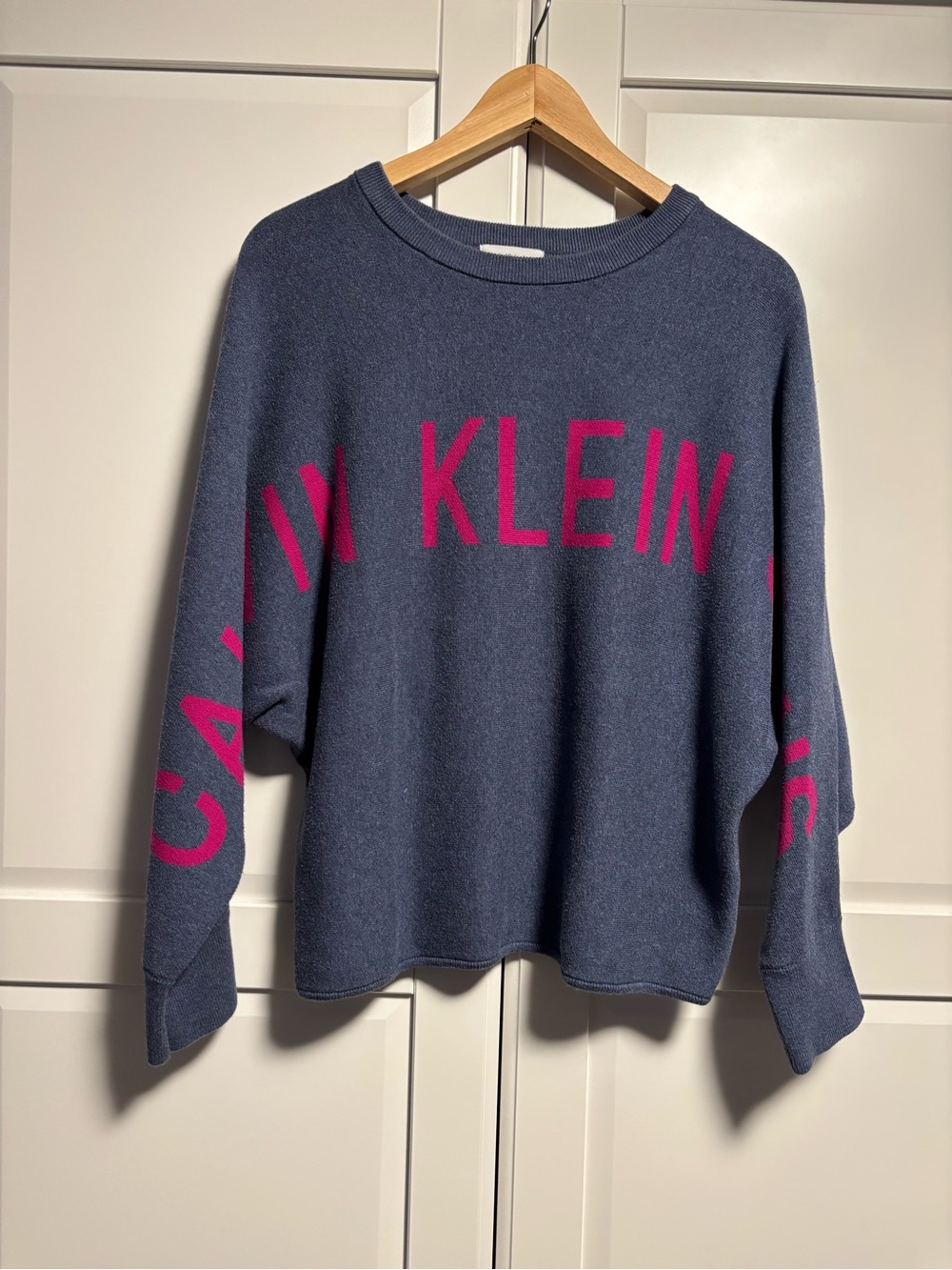 Calvin Klein Jeans Oversized Logo Sweater – Blue & Pink